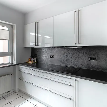 公寓 Penthouse-maisonette - Center, Highspeed Internet, Garage