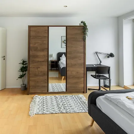 Apartment Penthouse-maisonette - Center, Highspeed Internet, Garage *