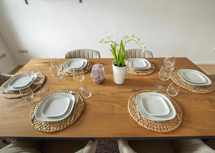 Penthouse-maisonette - Center, Highspeed Internet, Garage Apartament