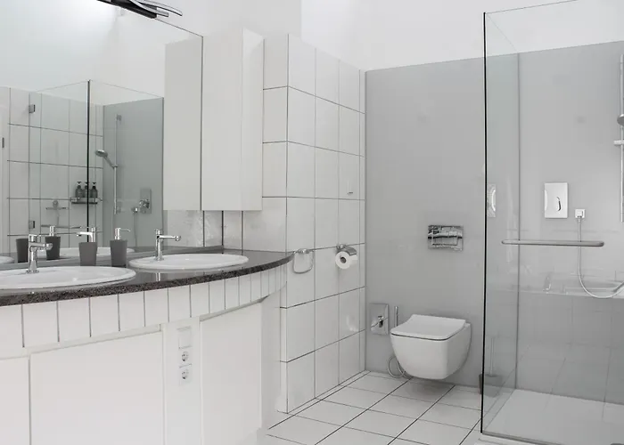 Penthouse-maisonette - Center, Highspeed Internet, Garage *